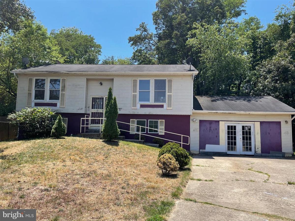 District Heights home before improvements